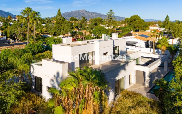 Villa independiente - Reventa - Marbella - Guadalmina Baja
