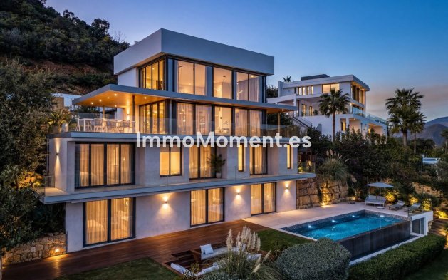 Villa independiente - Reventa - Marbella - La Mairena