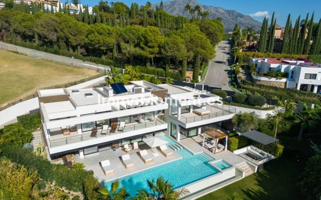 Villa independiente - Reventa - Marbella - Nueva Andalucía
