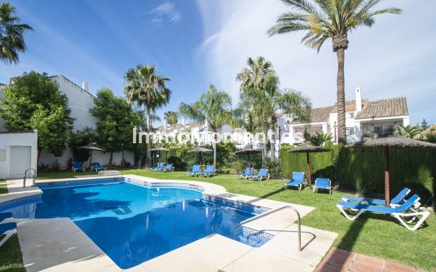 Villa independiente - Reventa - Marbella - Nueva Andalucía