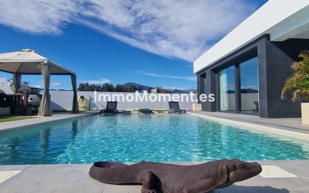 Villa independiente - Reventa - Marbella - San Pedro de Alcántara