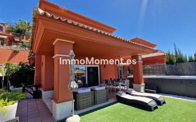 Villa independiente - Reventa - Marbella - Santa Clara