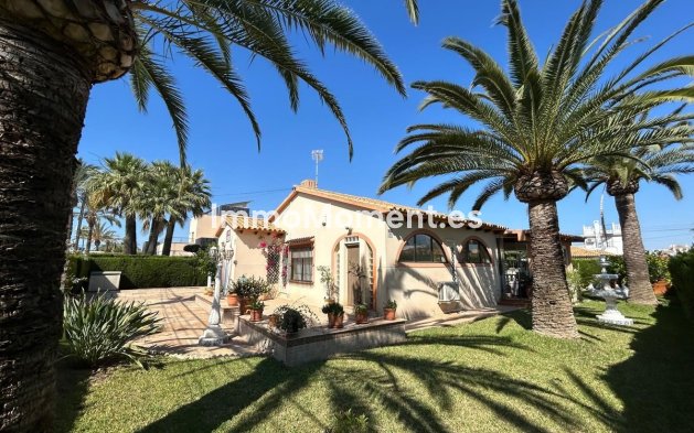 Villa independiente - Reventa - Orihuela Costa - Cabo roig - La Zenia