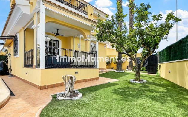 Villa independiente - Reventa - Orihuela Costa - Los Dolses
