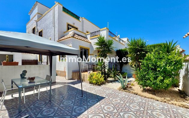 Villa independiente - Reventa - Orihuela - Los Altos