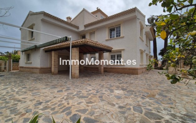 Villa independiente - Reventa - Orihuela - Orihuela Centro