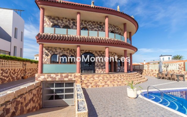 Villa independiente - Reventa - Orihuela - Orihuela Costa
