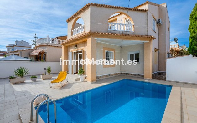 Villa independiente - Reventa - Orihuela - Playa Flamenca