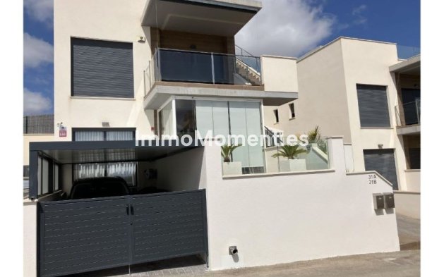 Villa independiente - Reventa - San Miguel de Salinas - San Miguel de Salinas Centro
