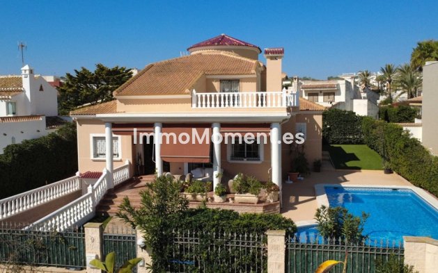 Villa independiente - Reventa - Torrevieja - Torrevieja Centro