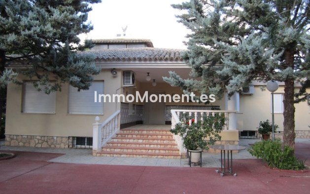 Villa independiente - Reventa - Yecla - Yecla Centro