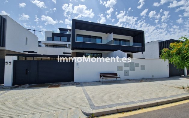 Villa individuelle - Revente - Estepona  - Atalaya