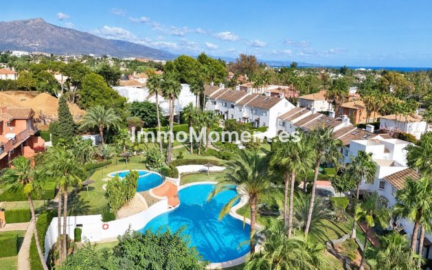 Villa individuelle - Revente - Estepona  - Estepona Centro