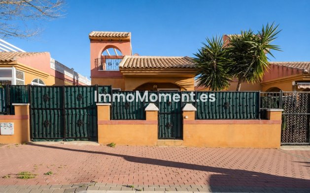 Villa individuelle - Revente - Torrevieja - Aguas Nuevas