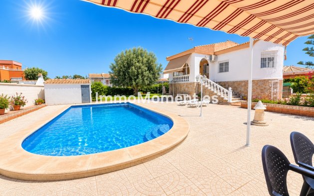 Villa individuelle - Revente - Torrevieja - La Siesta