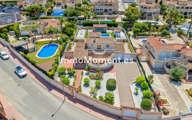 Villa - Resale - Algorfa - Algorfa Centro