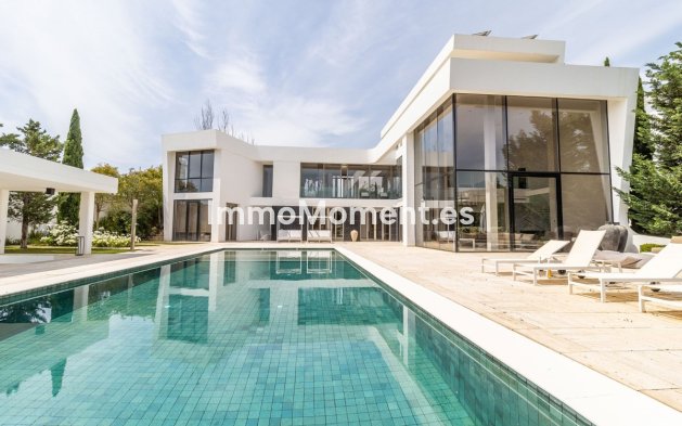 Villa - Resale - Benahavís - Benahavís Centro