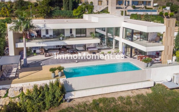 Villa - Resale - Benahavís - Benahavís Centro