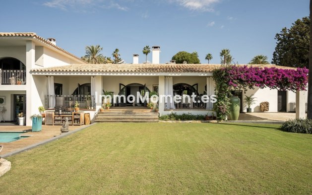 Villa - Resale - El Paraiso - New Golden Mile