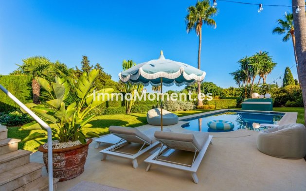 Villa - Resale - El Paraiso - New Golden Mile