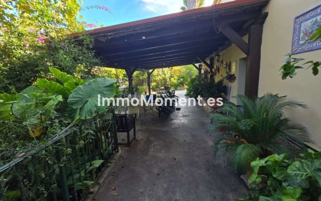 Villa - Resale - Inland  - Alhaurín de la Torre