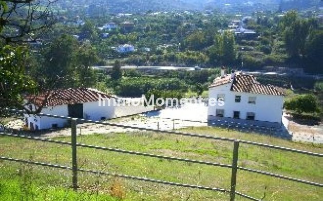 Villa - Resale - Inland  - Coín