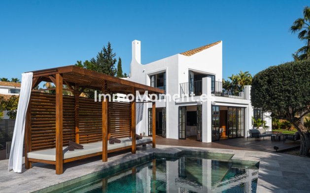 Villa - Resale - Marbella - Nueva Andalucía