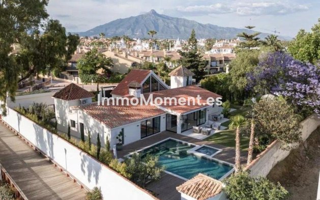 Villa - Resale - Marbella - Puerto Banús