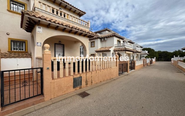 Villa - Resale - Orihuela - Orihuela Costa