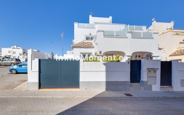 Villa - Resale - Orihuela - Orihuela Costa