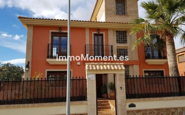 Villa - Resale - Torrevieja - Torrevieja Centro