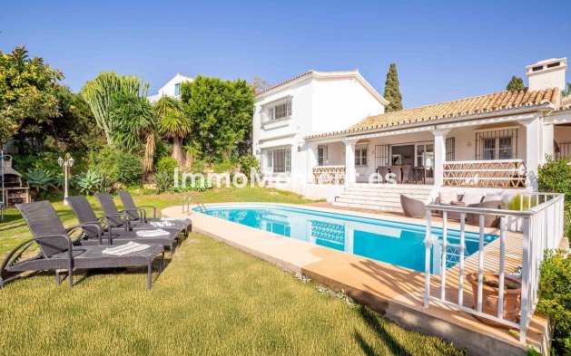 Villa - Reventa - El Paraiso - New Golden Mile