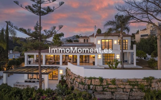 Villa - Reventa - El Paraiso - New Golden Mile