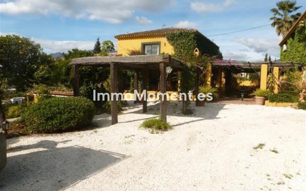 Villa - Reventa - Estepona  - Estepona Centro