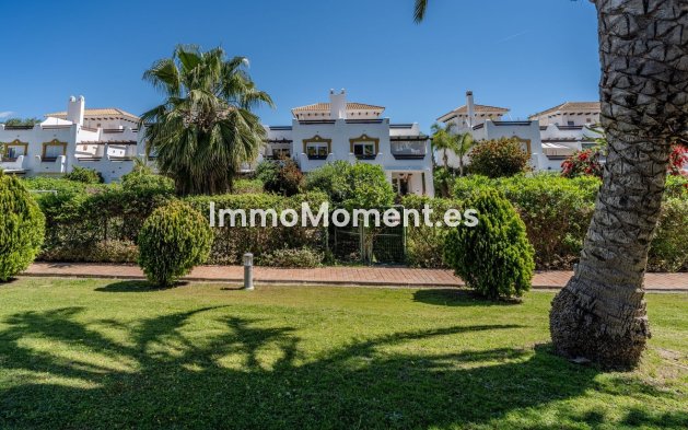 Villa - Reventa - Estepona  - Selwo