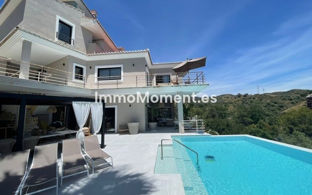 Villa - Reventa - Marbella - Elviria