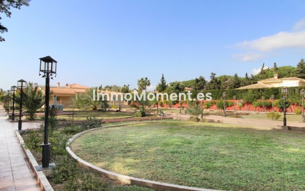 Villa - Reventa - Marbella - Guadalmina Baja