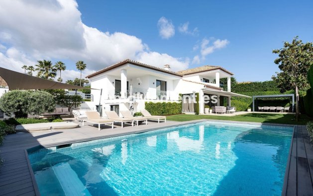 Villa - Reventa - Marbella - Nueva Andalucía