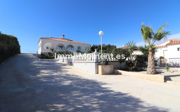 Villa - Revente - Algorfa - Algorfa Centro