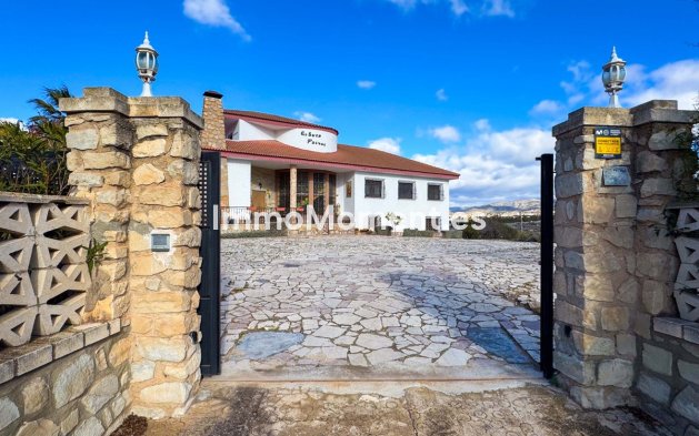 Villa - Revente - Elda - Elda Centro