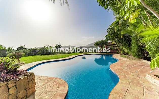 Villa - Wiederverkauf - Benahavís - Benahavís Centro