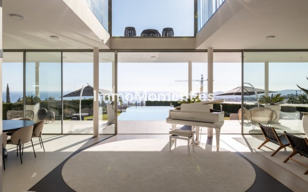 Villa - Wiederverkauf - Benalmadena - Benalmadena Centro