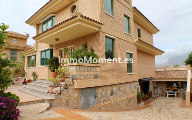 Villa - Wiederverkauf - Benidorm - Benidorm Centro