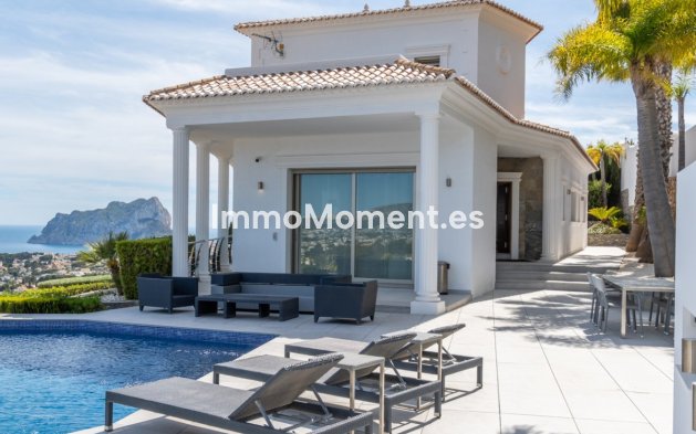 Villa - Wiederverkauf - Benissa - Benissa Centro