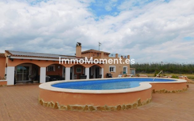 Villa - Wiederverkauf - Dolores - Dolores Centro