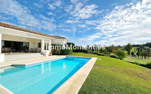 Villa - Wiederverkauf - El Paraiso - New Golden Mile