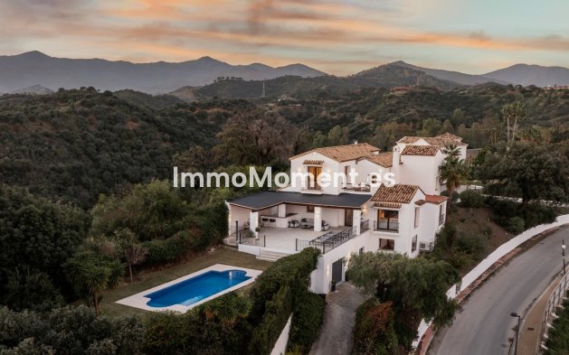 Villa - Wiederverkauf - Estepona  - Selwo