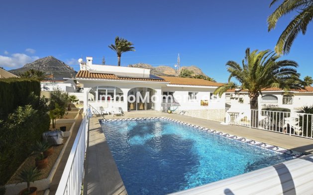 Villa - Wiederverkauf - La Nucía - RSO-24928