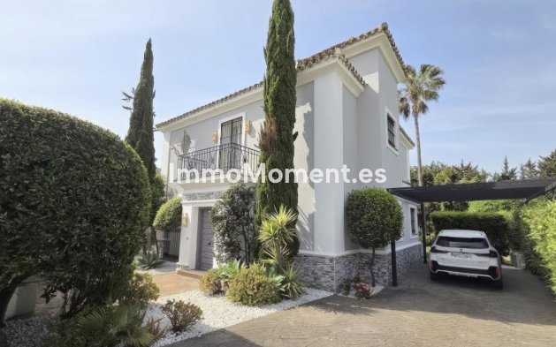 Villa - Wiederverkauf - Manilva - La Duquesa