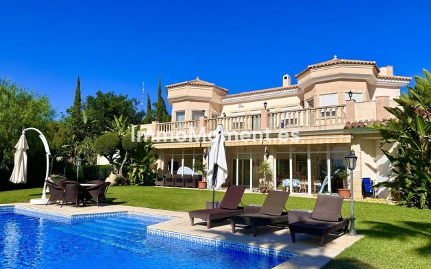 Villa - Wiederverkauf - Marbella - El Rosario